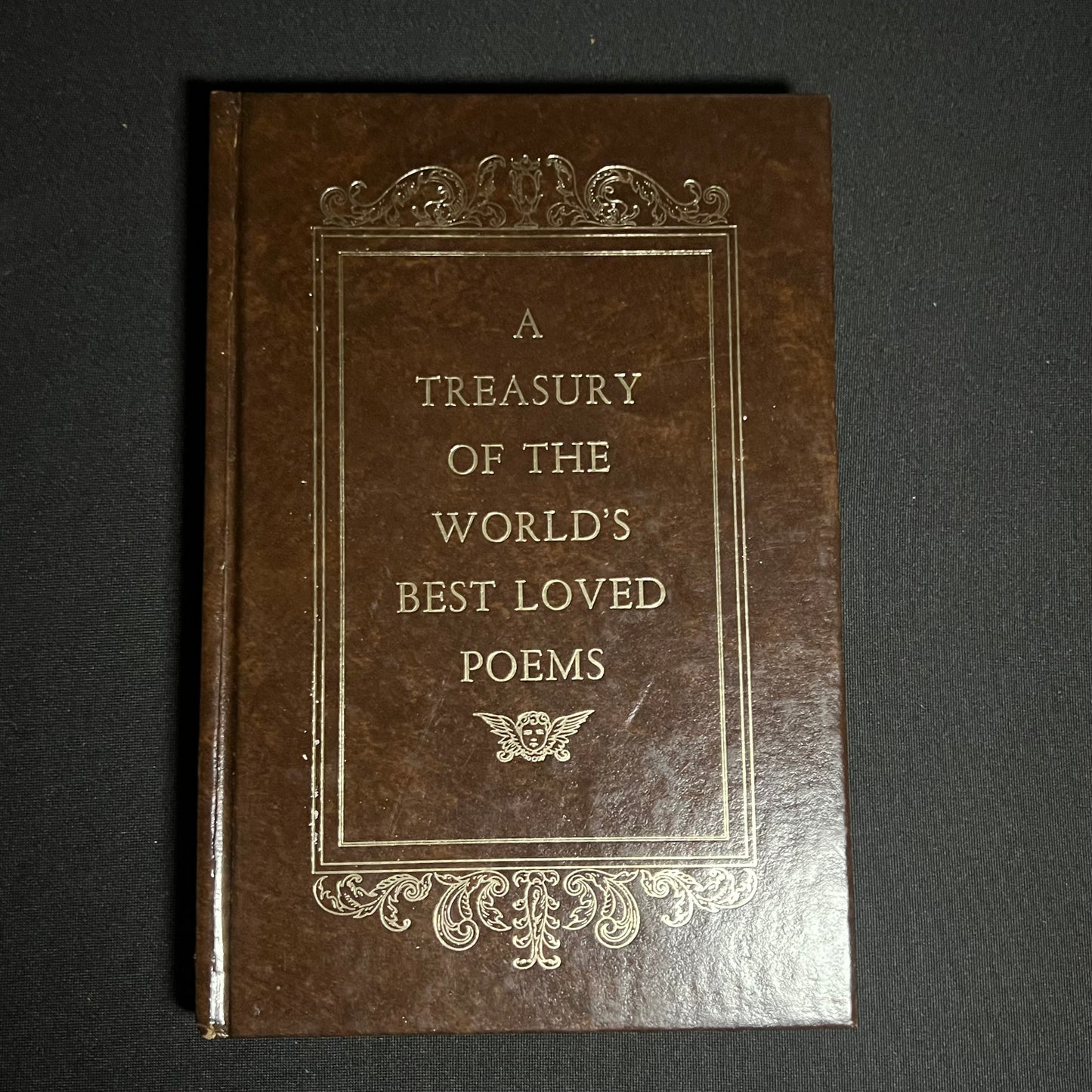 A Treasury of the World's Best Loved Poems, Published by Avenel Books