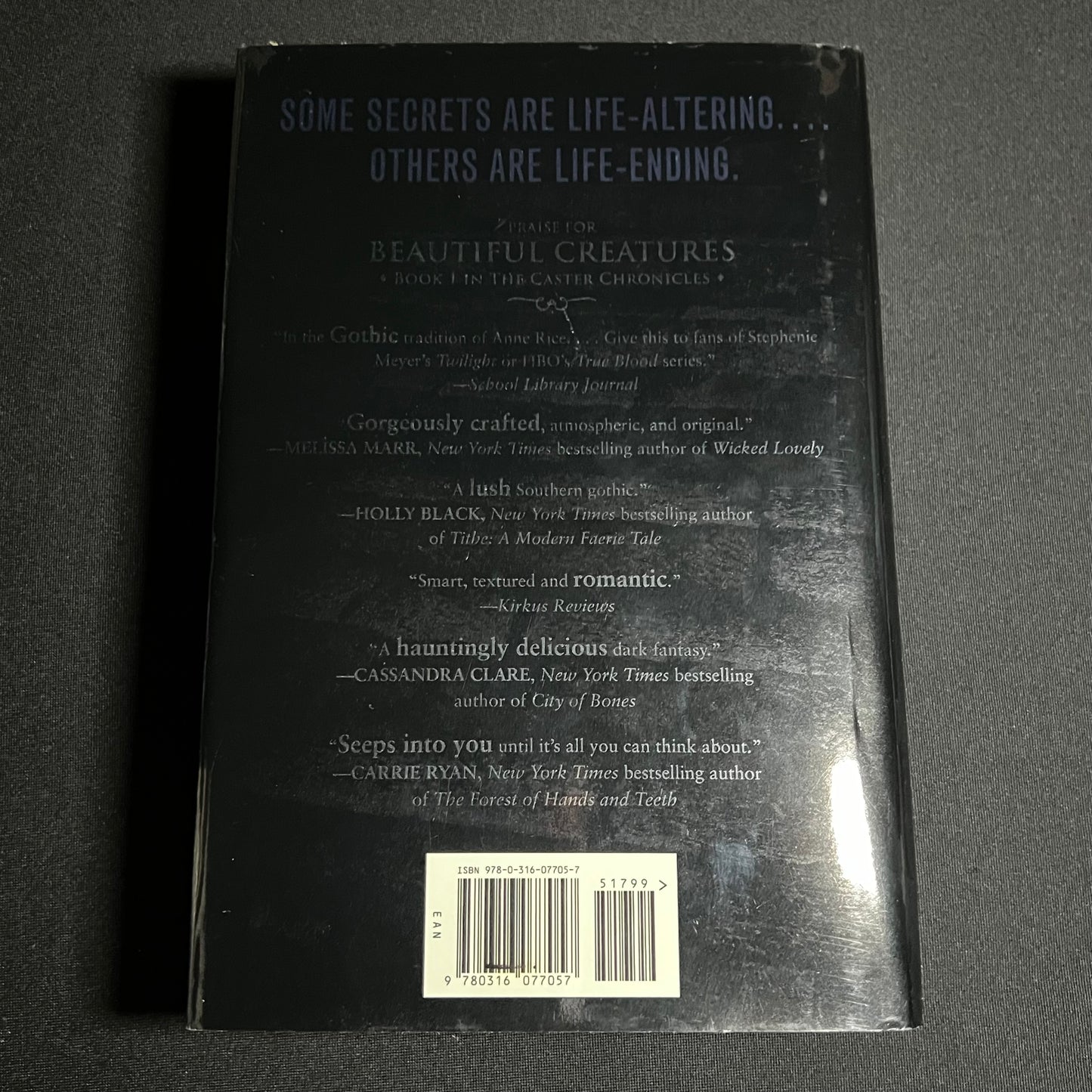 La bella oscuridad de Kami García y Margaret Stohl