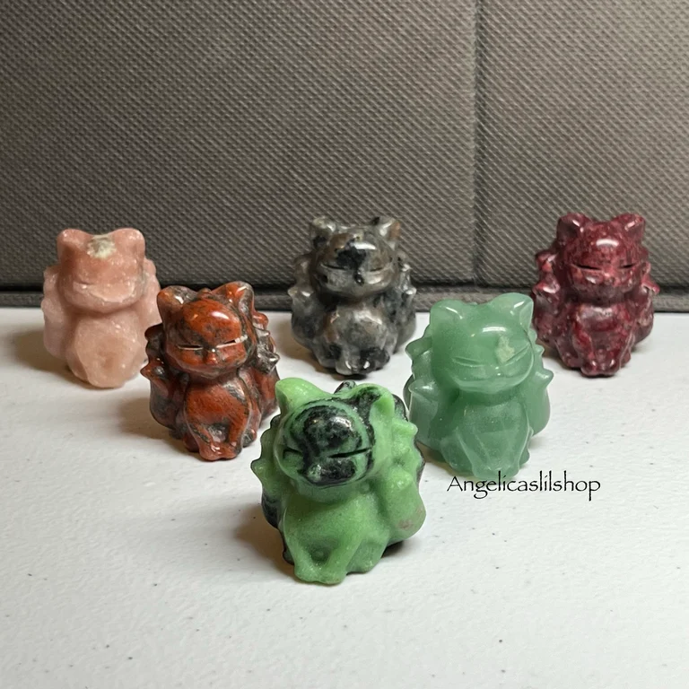 Mini Nine (9) Tailed Fox Carving