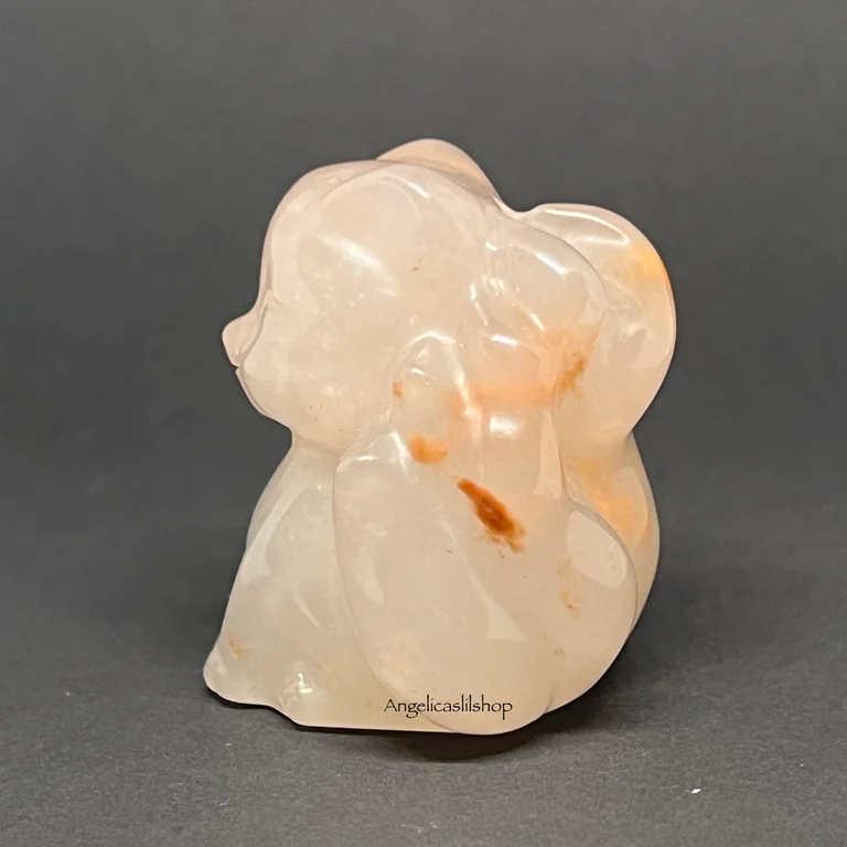 Nine (9) Tailed Fox - Agate Carving “H”